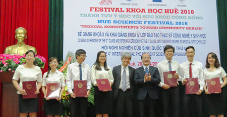 Khai mạc Festival Khoa học Huế 2016.